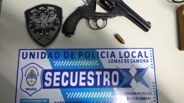 Cuatro detenidos con armas de fuego en Fiorito y Centenario