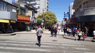 Menor de edad entró a robar armado a un local de la peatonal Laprida