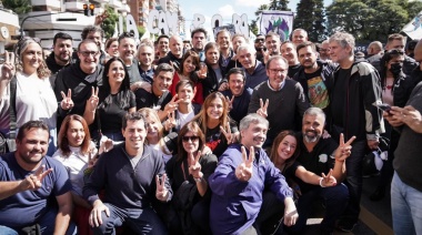Máximo, Kicillof, De Pedro e Insaurralde, juntos en la marcha por la Memoria, Verdad y Justicia