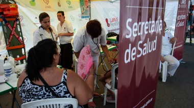 Con gran concurrencia, comenzó la entrega de la Tarjeta Alimentar