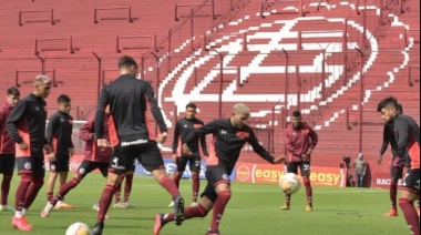 Lanús vuelve a entrenar con dos bajas confirmadas