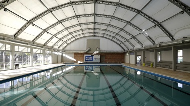Construyen la infraestructura para el nuevo natatorio municipal de Brown