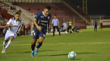 Axel Arce, sobre la suspensión del fútbol: “Se extraña mucho no poder hacer lo que más me gusta”