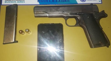 Policía se resistió al robo de su auto, detuvo a uno de los ladrones y baleó a otro, de 16 años