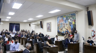 Asumieron los concejales electos y se designó a Schiavone como nuevo presidente del Cuerpo