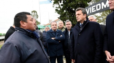 "En la conectividad está en juego el federalismo", indicó Massa
