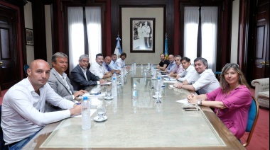 Cascallares participó del encuentro de Kicillof con Máximo Kirchner e intendentes