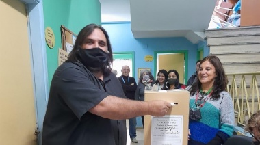 El conurbano se pintó de celeste y aportó al triunfo de Roberto Baradel