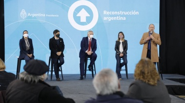 Junto a Fernández y Kicillof, Insaurralde recordó que el FdT “cumple con las promesas de campaña”