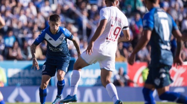 Lanús cayó ante Vélez y está último en la Zona B