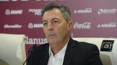 Frank Kudelka, sincero: "La gente de Lanús no me quiere, pero que aguanten que faltan cuatro fechas"