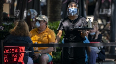 Acortar aislamientos y vacuna obligatoria, medidas pensadas para frenar el Covid-19 entre trabajadores