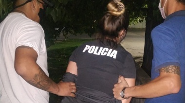 Una policía exonerada quiso extorsionar por whatsapp a un hombre por presunta pedofilia