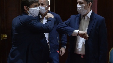 Kicillof llevó calma a los intendentes y les garantizó el pago de sueldos