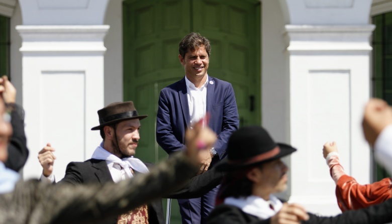 Kicillof encabezó el festejo por el aniversario de la Provincia e instó ...