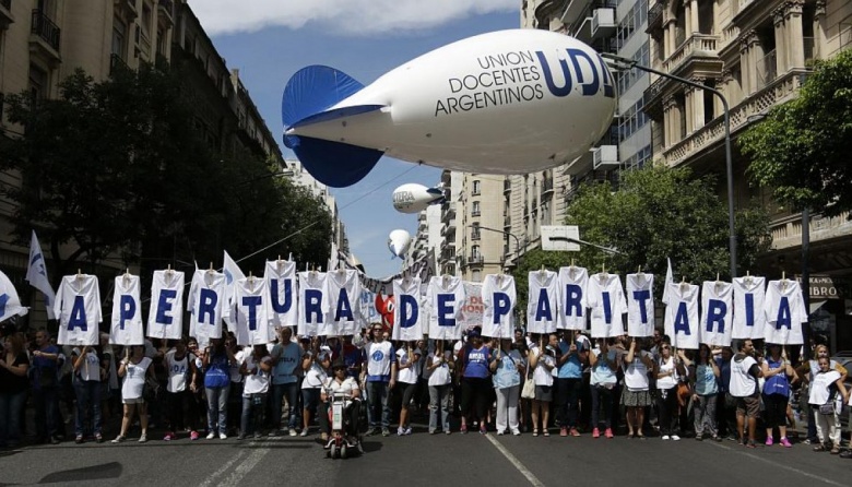 No hubo oferta en la paritaria docente y crece la tensión ante el ...
