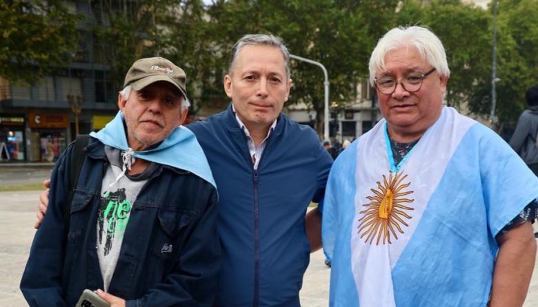 Estamos hartos de internas, es tiempo de hablar de los problemas de la gente