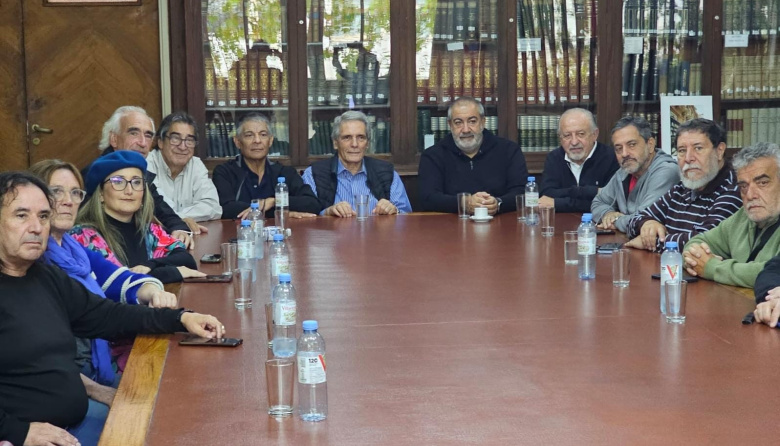 Viejos rencores y nuevos alineamientos condicionaron la respuesta de la CGT a la condena de CFK