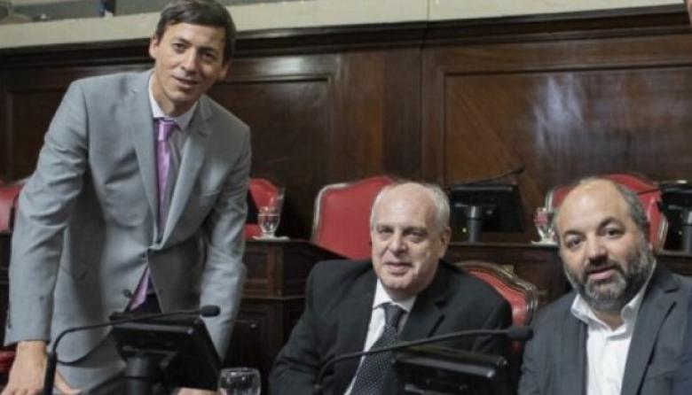 Coletazos del cierre de listas: El radicalismo se parte también en el Senado