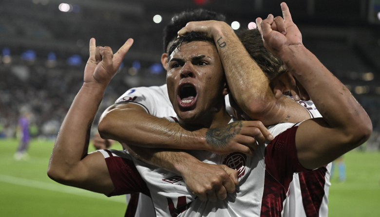Granacanazo: Lanús mostró la mística copera