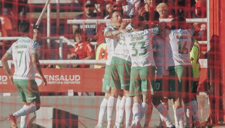 Banfield venció a Independiente y quedó tercero para soñar con la clasificación