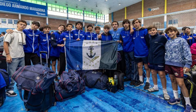 La delegación de 323 deportistas brownianos viajó a Mar del Plata