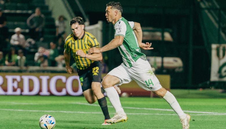 Banfield perjudicado: Perdió en tiempo de descuento con un penal dudoso