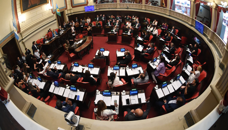 La Cámpora mantendría el manejo del bloque en Diputados, no hay definiciones en el Senado