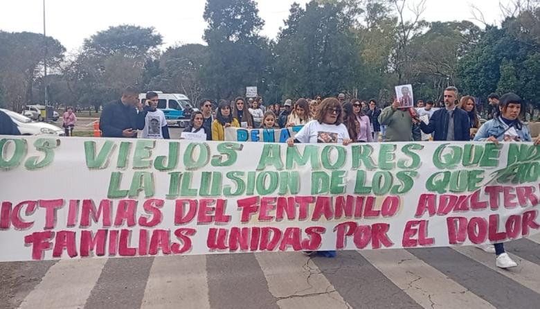 Familiares de víctimas del fentanilo adulterado convocan a una nueva movilización