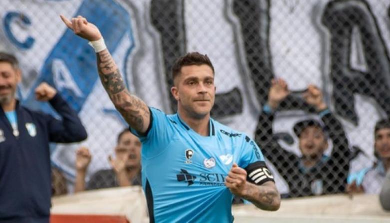 El amor siempre puede más: Arregui sigue con la Celeste bien puesta