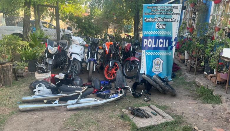 Desmantelan un desarmadero de autopartes en Glew