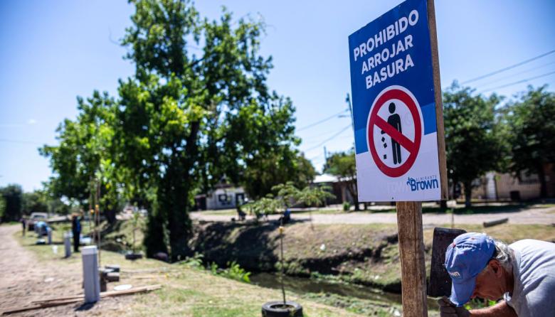 Transforman otro microbasural en un nuevo espacio verde