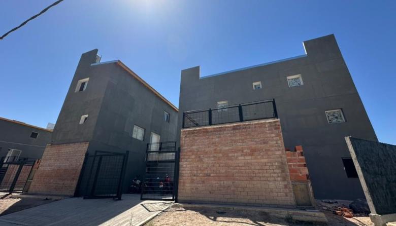 Provincia y Municipio avanzan con las obras de viviendas en el barrio Don Orione