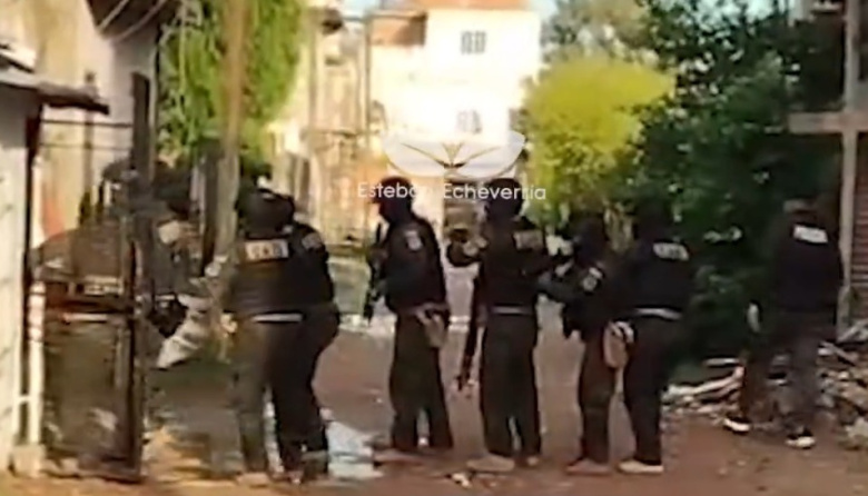 Dos detenidos por amenazas y efectuar disparos al aire