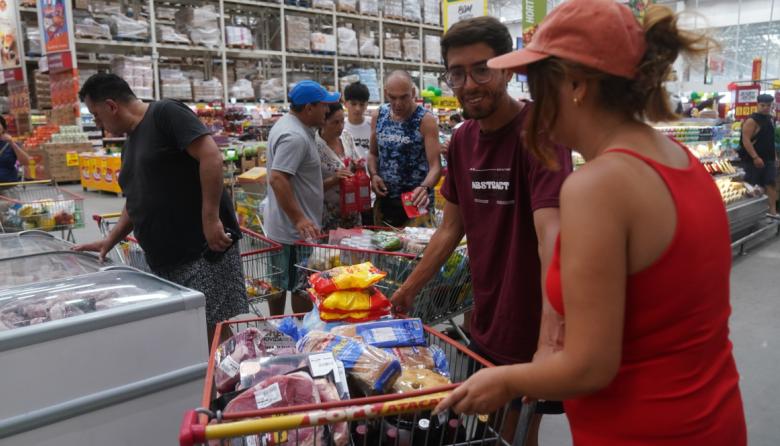 Inflación de febrero: Subas cercanas al 4% en alimentos y bebidas
