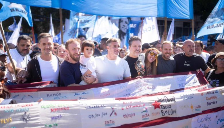 Intendentes del conurbano al frente de la memoria: fuerte presencia en Plaza de Mayo