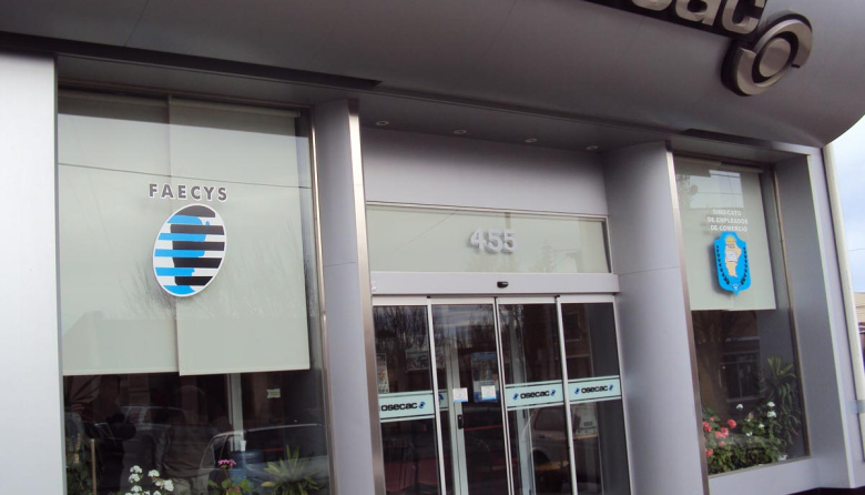 El Gobierno no homologa el último convenio mercantil y pone en jaque su obra social