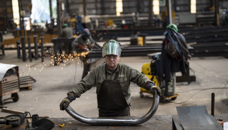 La actividad metalúrgica se sigue desplomando: Seis de cada 10 máquinas están paradas