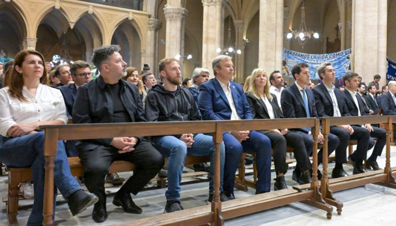 Cascallares y Otermín acompañaron a Kicillof en la misa en Luján