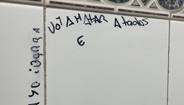 Allanamientos e investigaciones policiales por amenazas de tiroteos en escuelas de Brown