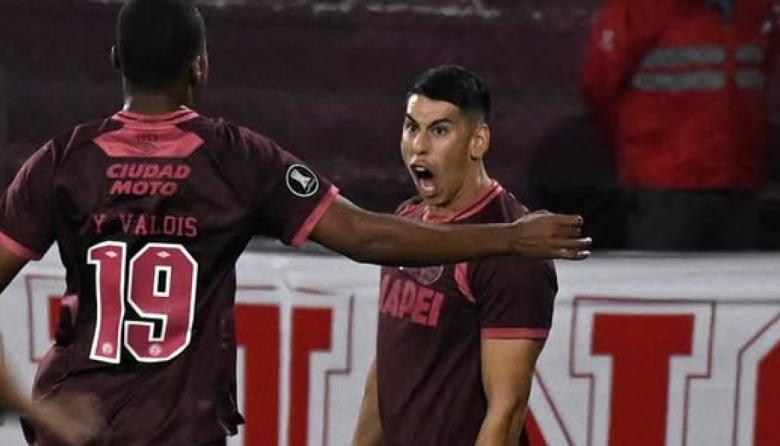 Lanús cosechó una victoria importante ante Liga de Quito