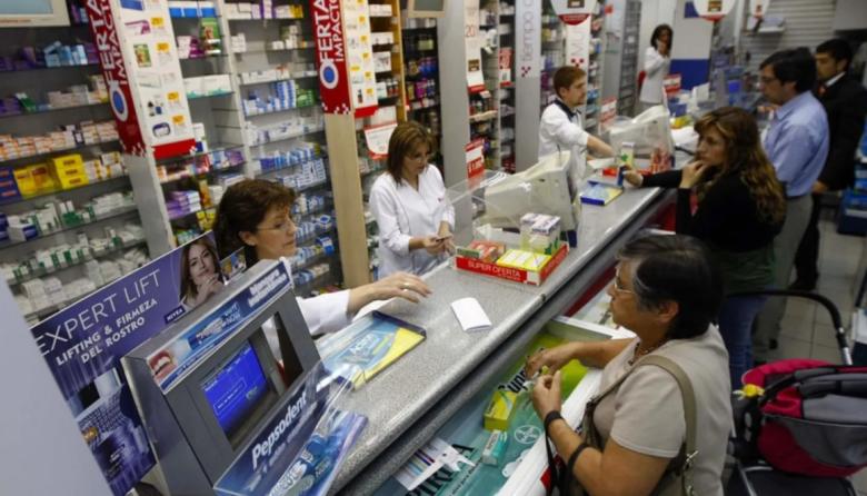 Farmacias en crisis por la deuda de PAMI y retrasos en los pagos