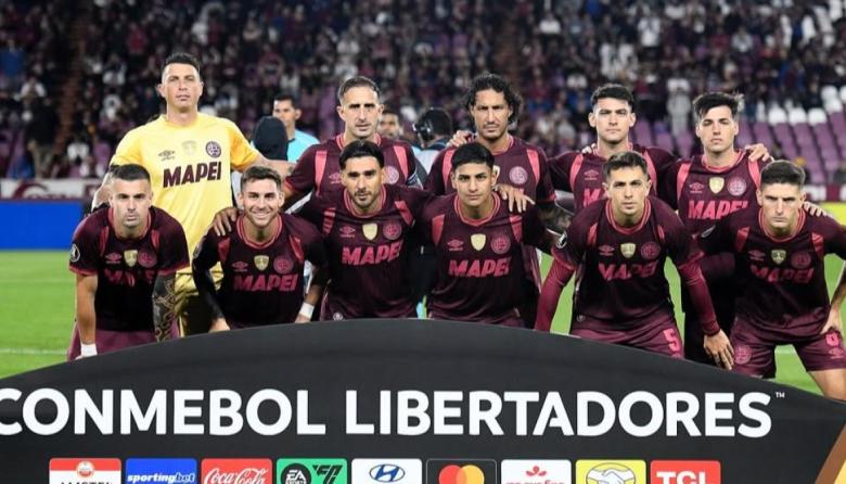 Lanús se impuso ante Always Ready y logró su primer triunfo en la Copa Libertadores