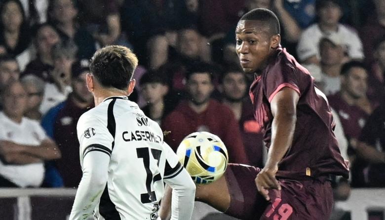 Lanús consolidó su clasificación a los Playoffs