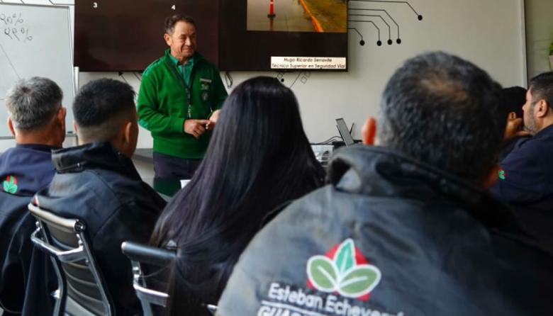 Jornada de capacitación sobre seguridad vial y resolución de conflictos en la vía pública