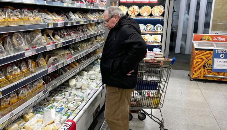 Vacarezza estimó que este mes la inflación también rondará el 3%