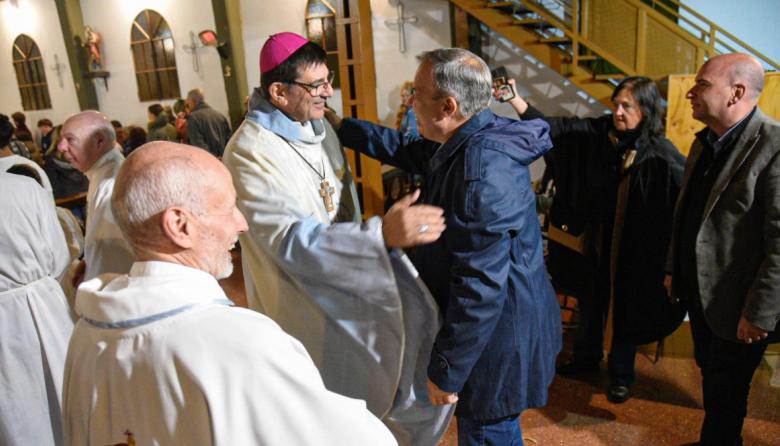 Cascallares participó de la misa por el Día de la Virgen de Luján en José Mármol