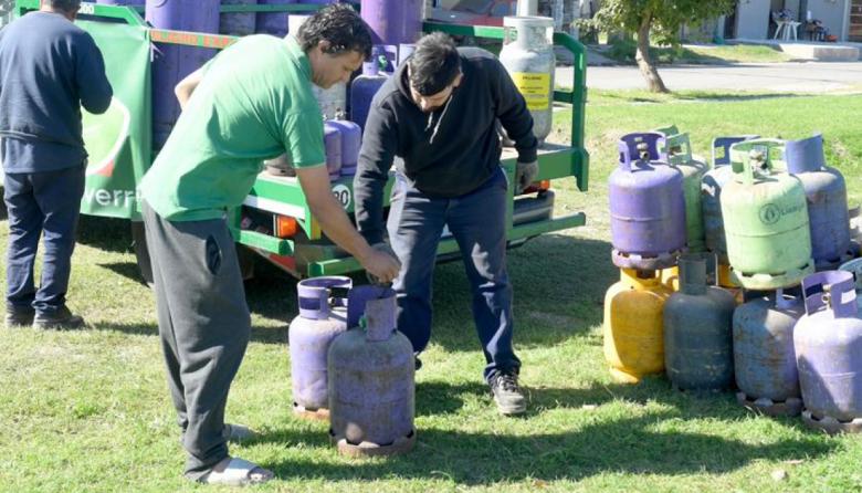 Se realizó un nuevo operativo de recarga de garrafas
