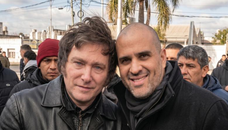 López: “En Ezeiza nos tienen nadando sobre materia fecal”