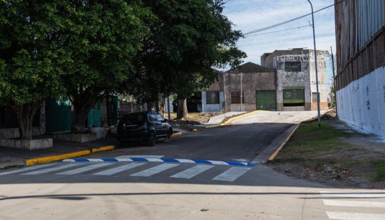 Avanza el plan de pavimentación en Lanús